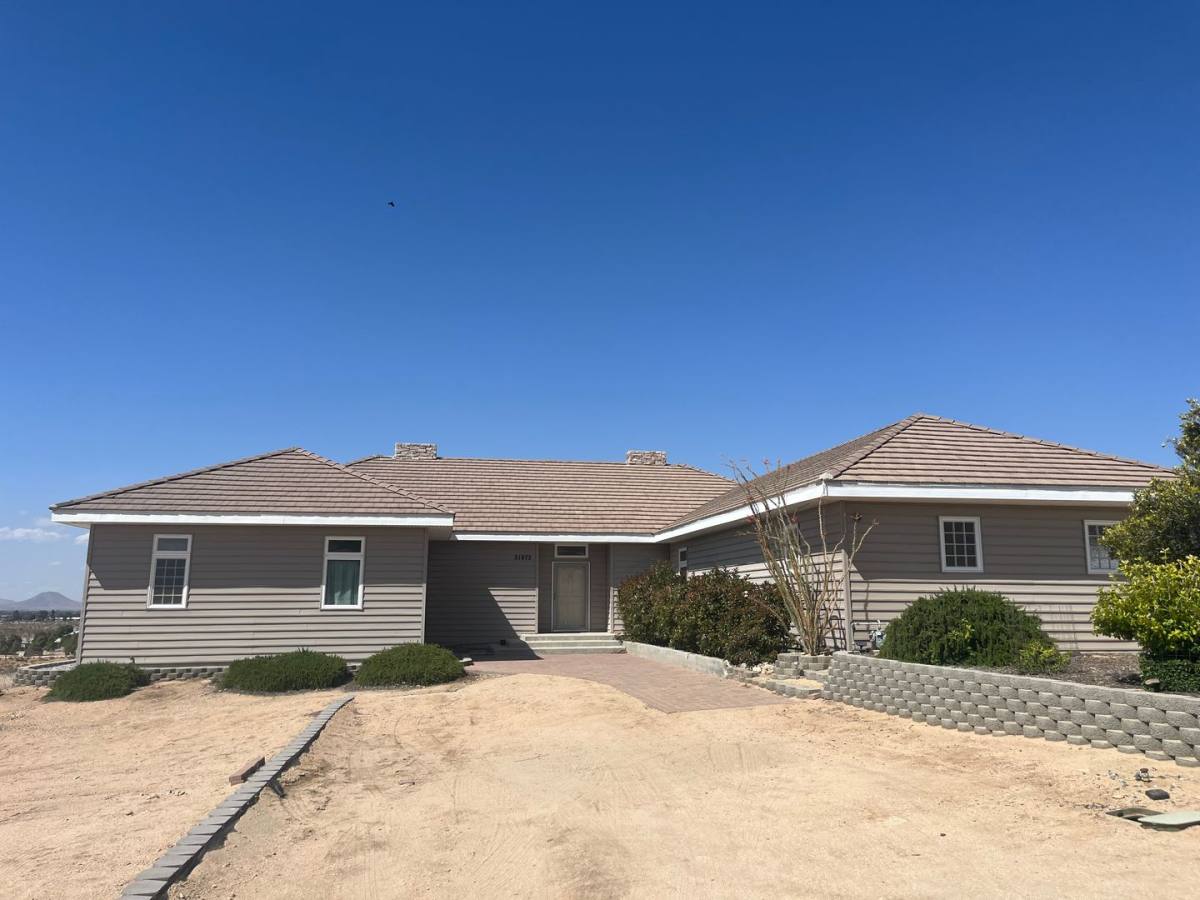 House for rent at 21972 Ocotillo Way, Apple Valley, CA 92308