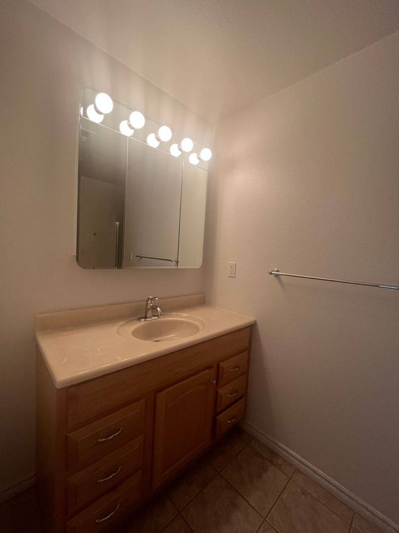 House for rent at 21972 Ocotillo Way, Apple Valley, CA 92308