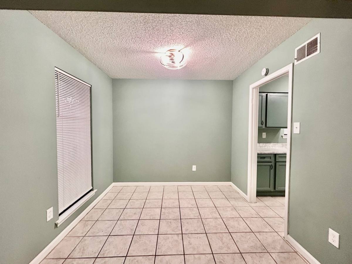 House for rent at 3801 Rainford Dr, Memphis, TN 38128