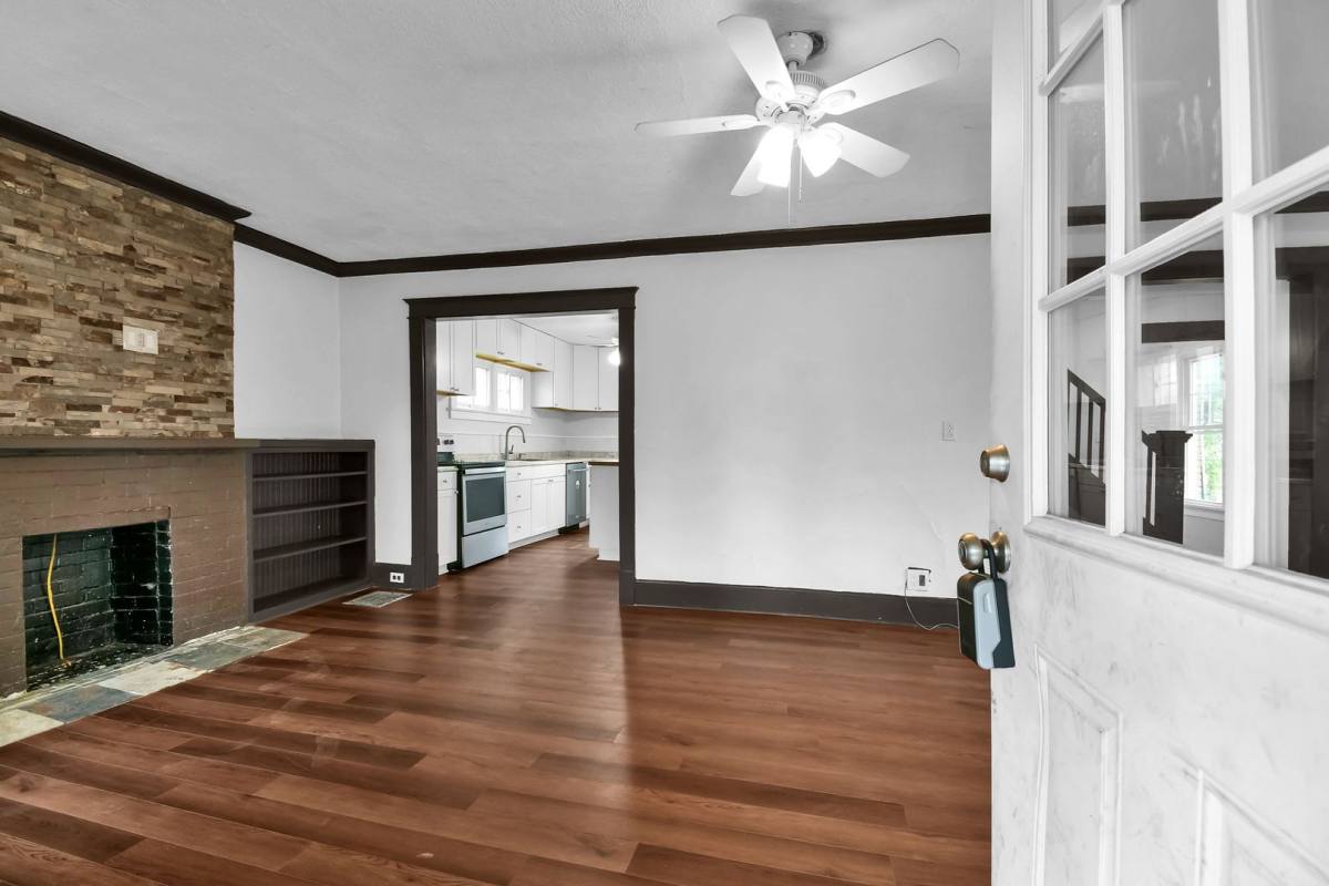 House for rent at 39 Charles St, Newark, OH 43055
