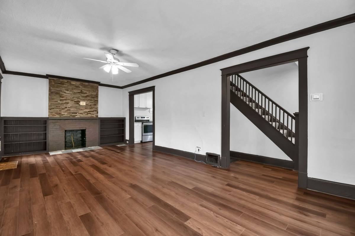 House for rent at 39 Charles St, Newark, OH 43055