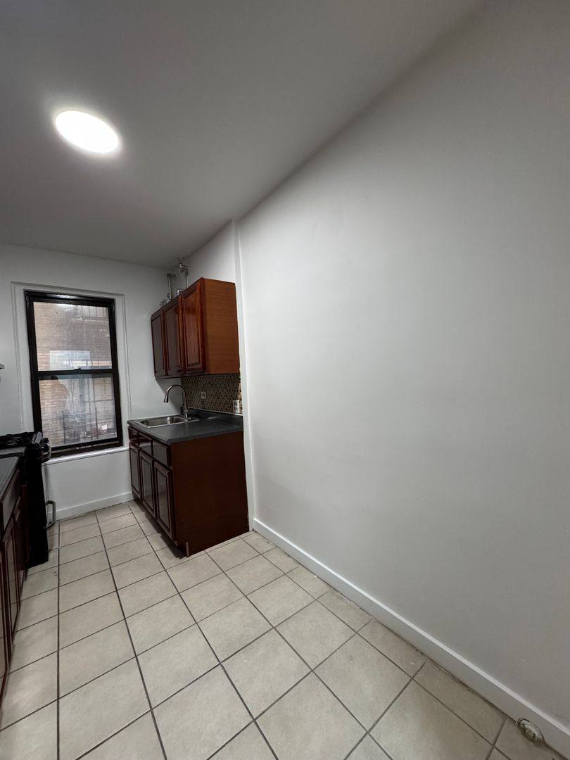 Apartment for rent at 712 W 176th St, New York, NY 10033