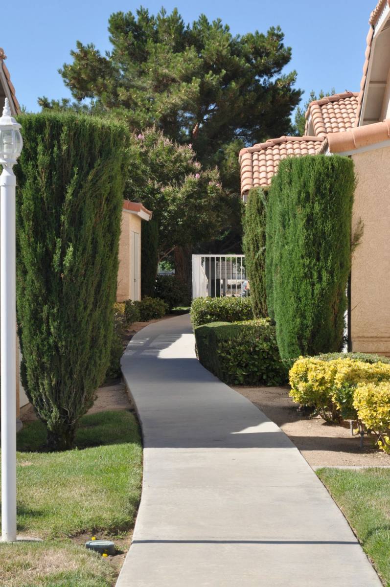 Apartment for rent at 15434 Sequoia St, Hesperia, CA 92345