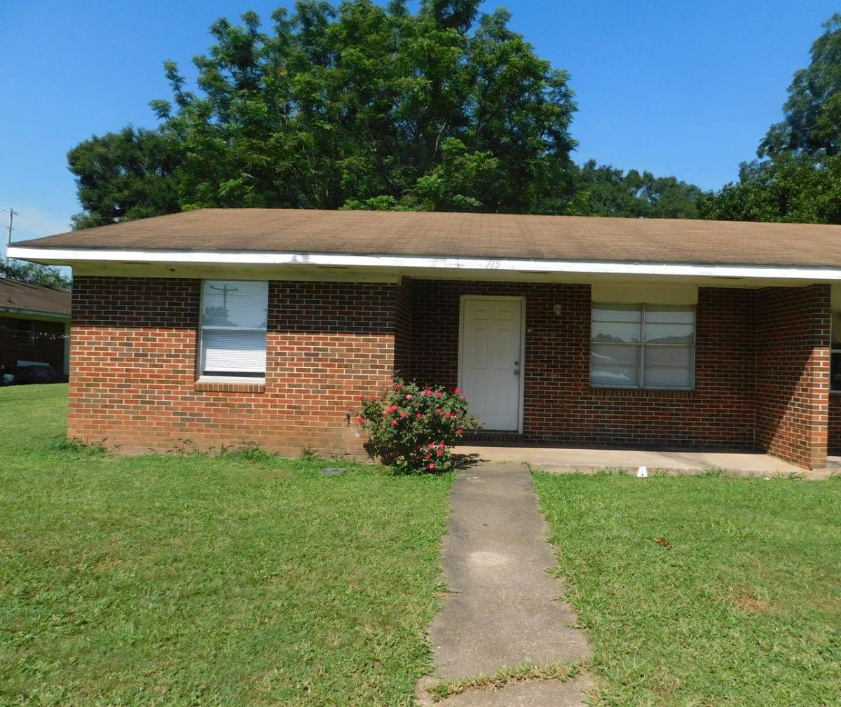 House for rent at 715 Richardson St, Kinston, AL 36453
