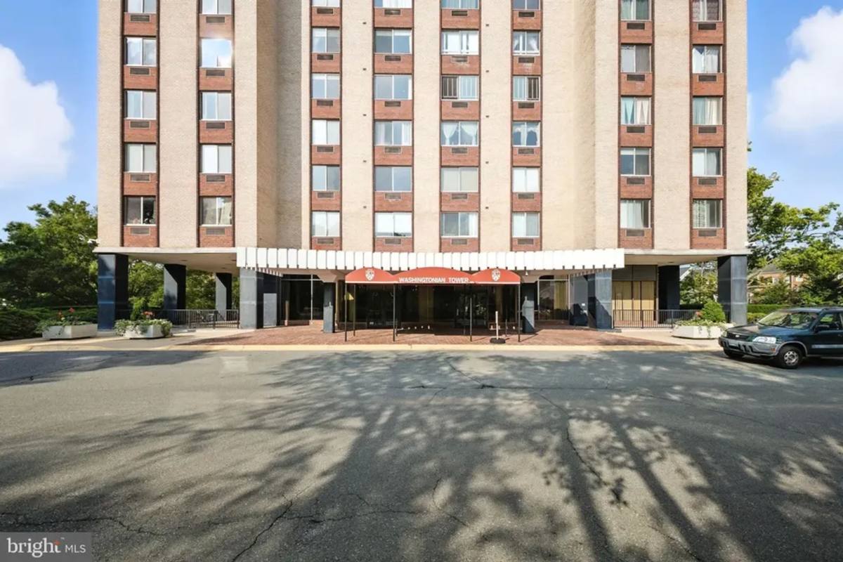 Condo for rent at 9701 Fields Rd, Gaithersburg, MD 20878