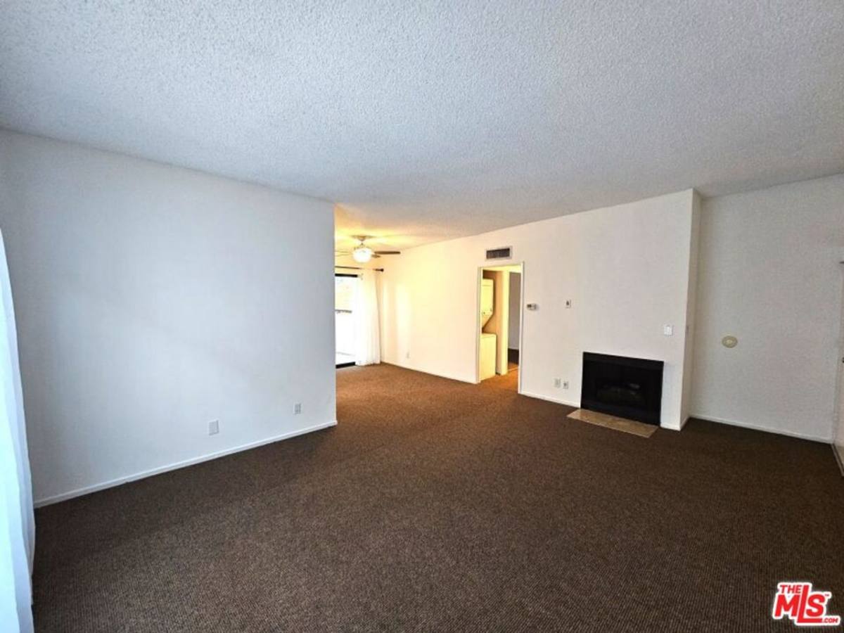 Apartment for rent at 2349 Bentley Ave, Los Angeles, CA 90064