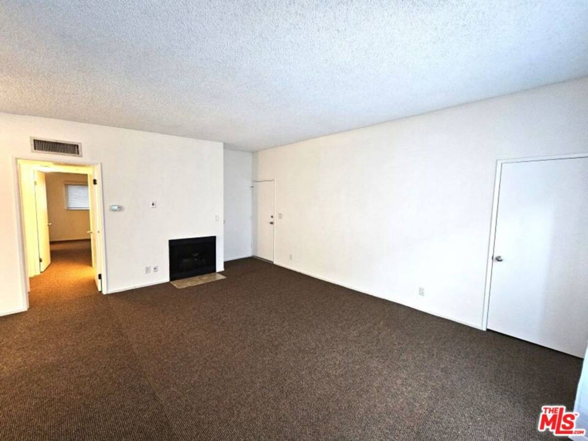 Apartment for rent at 2349 Bentley Ave, Los Angeles, CA 90064