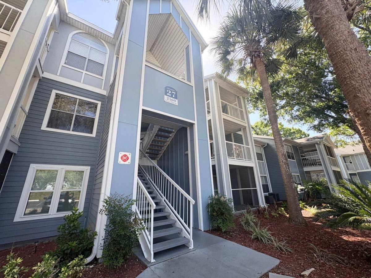 Condo for rent at 2569 Grassy Point Dr, Lake Mary, FL 32746