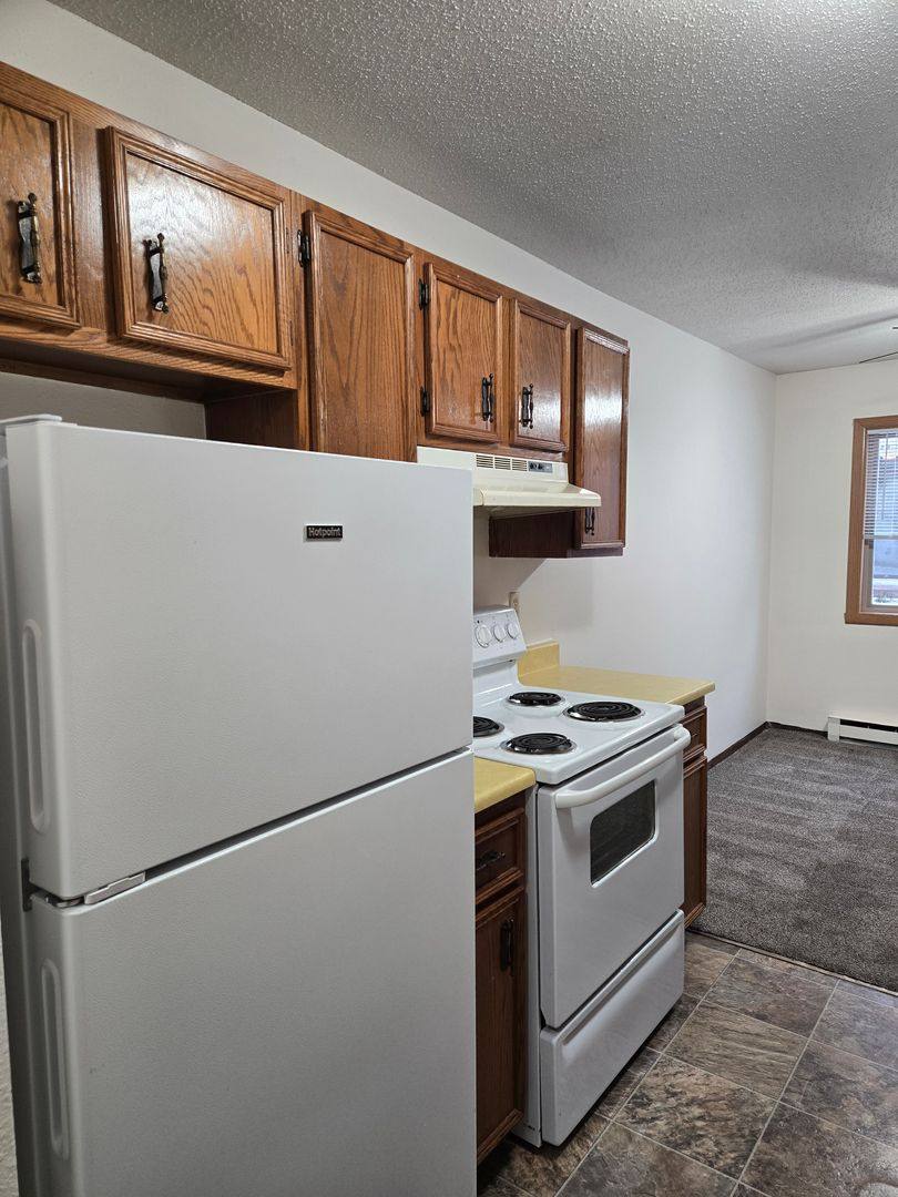 Apartment for rent at 1408 Oak Manor Ave S, Fargo, ND 58103