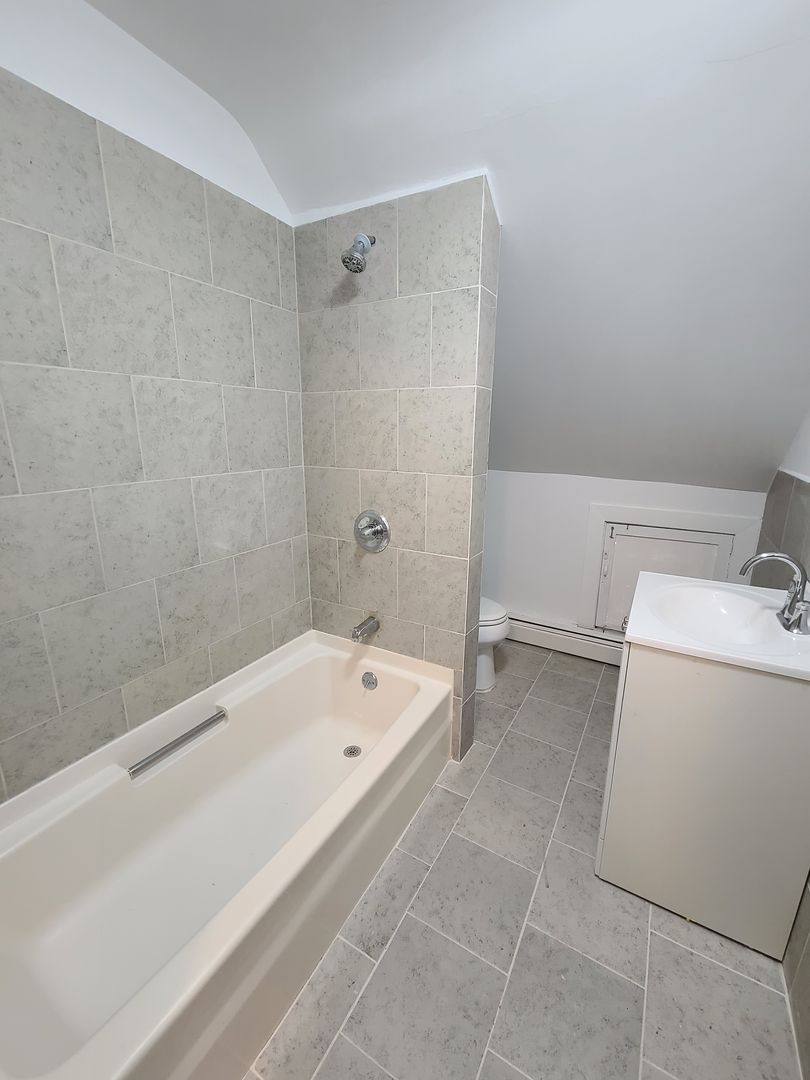 Apartment for rent at 9 Stanley Ave, Ossining, NY 10562