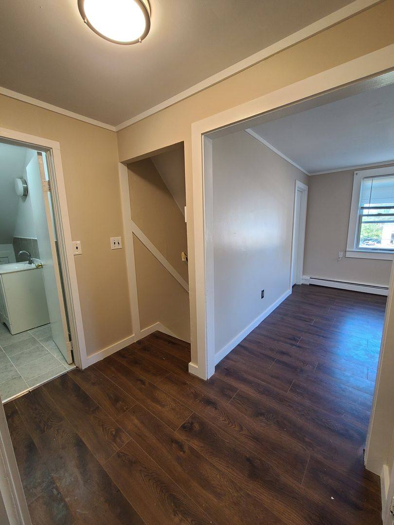 Apartment for rent at 9 Stanley Ave, Ossining, NY 10562