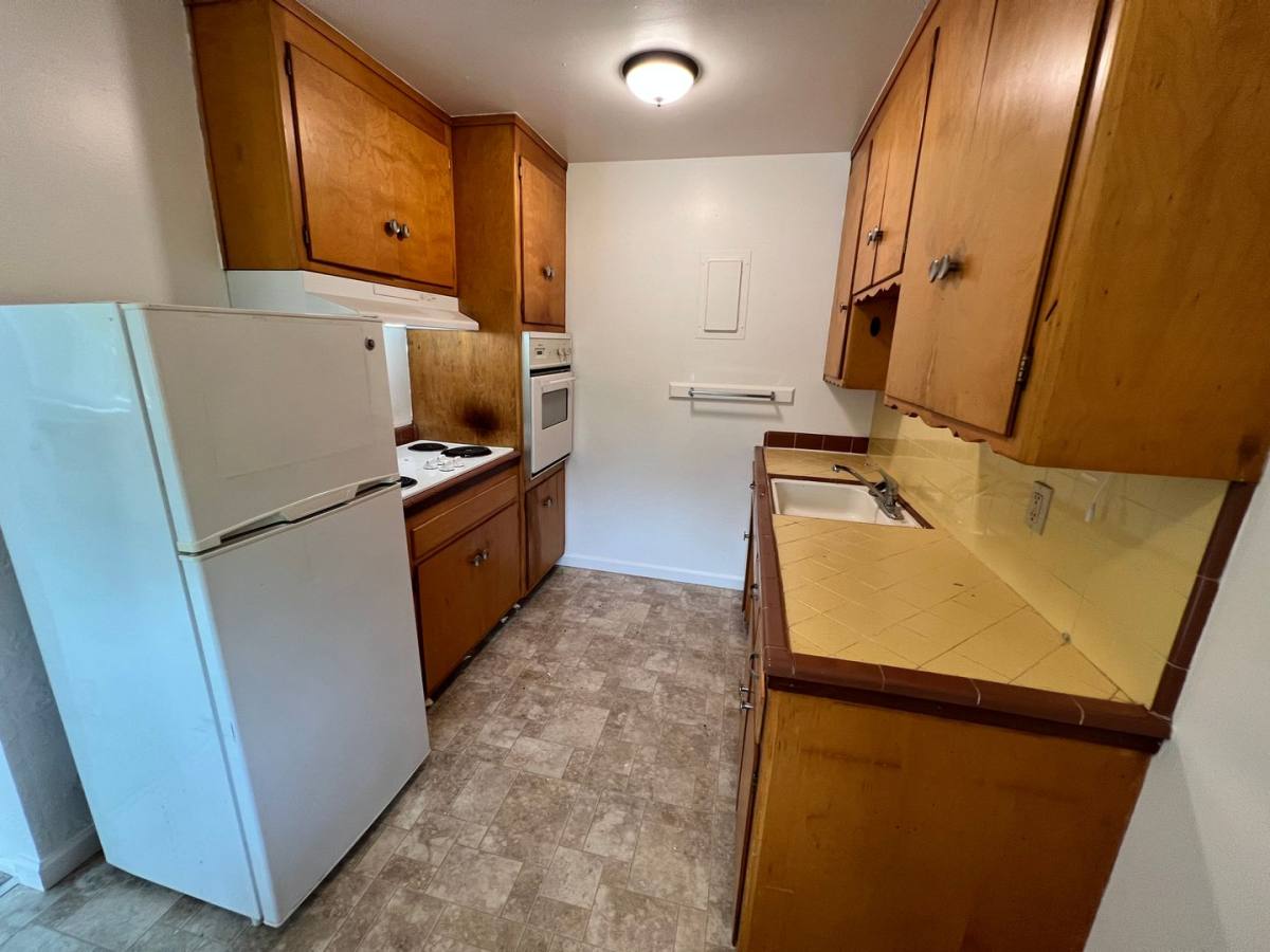 Apartment for rent at 2550 27th St, Sacramento, CA 95818