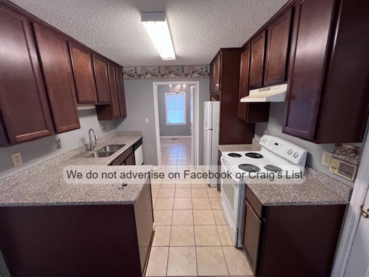 House for rent at 3038 Walesby Dr, Fayetteville, NC 28306