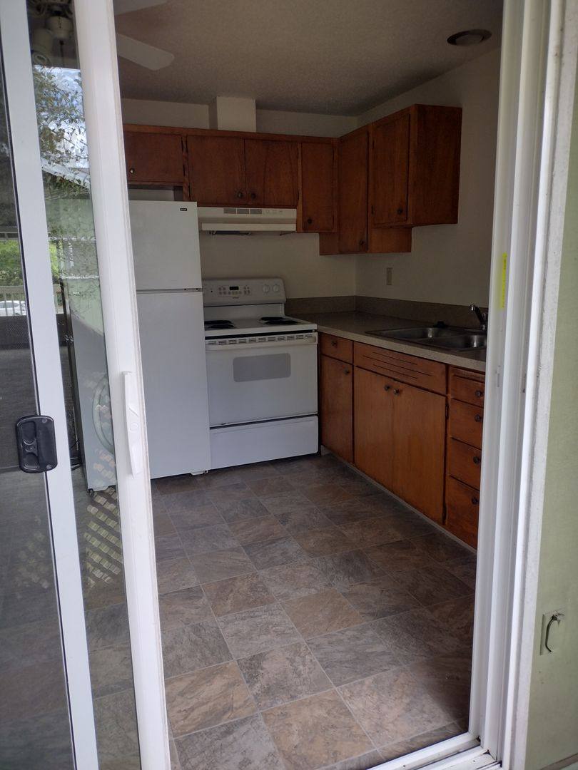 Apartment for rent at 755 E 36th Ave, Eugene, OR 97405