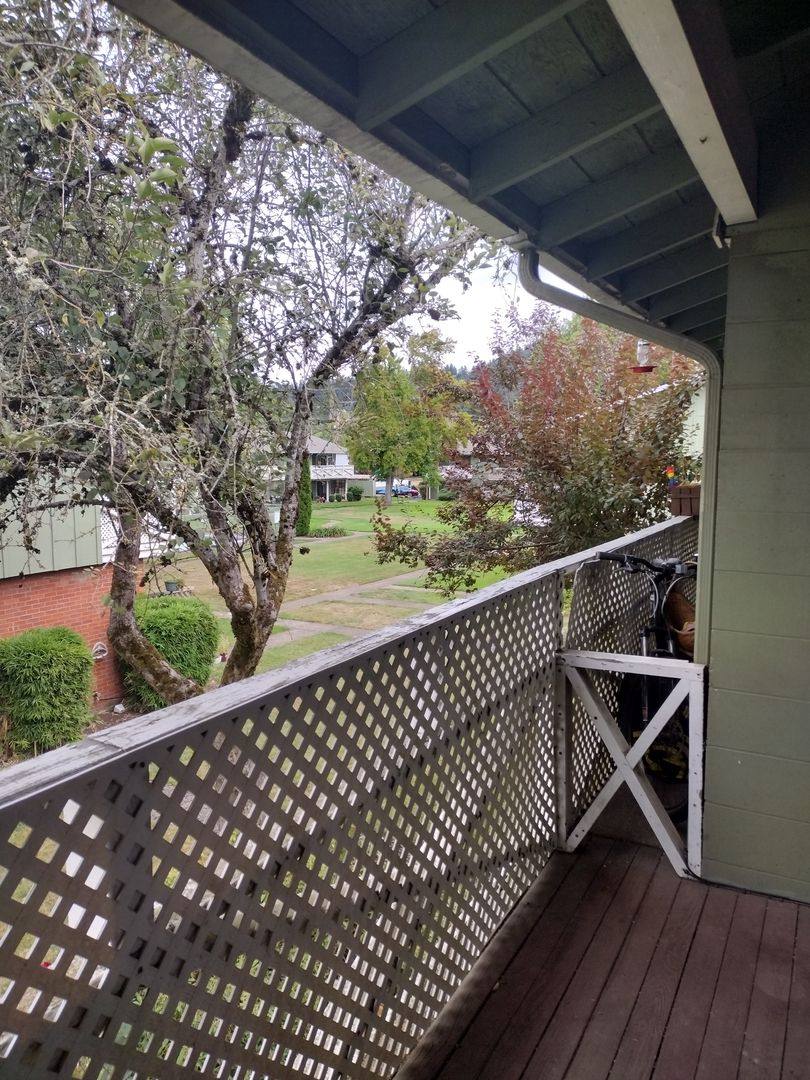 Apartment for rent at 755 E 36th Ave, Eugene, OR 97405