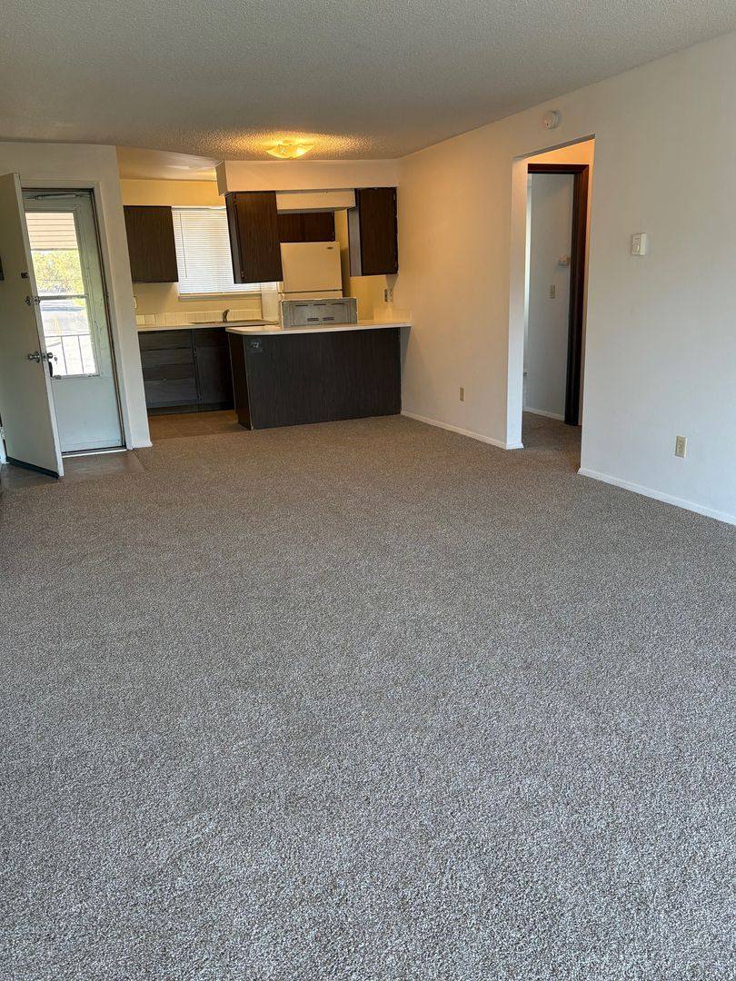 Apartment for rent at 2112 W NW Blvd, Spokane, WA 99205