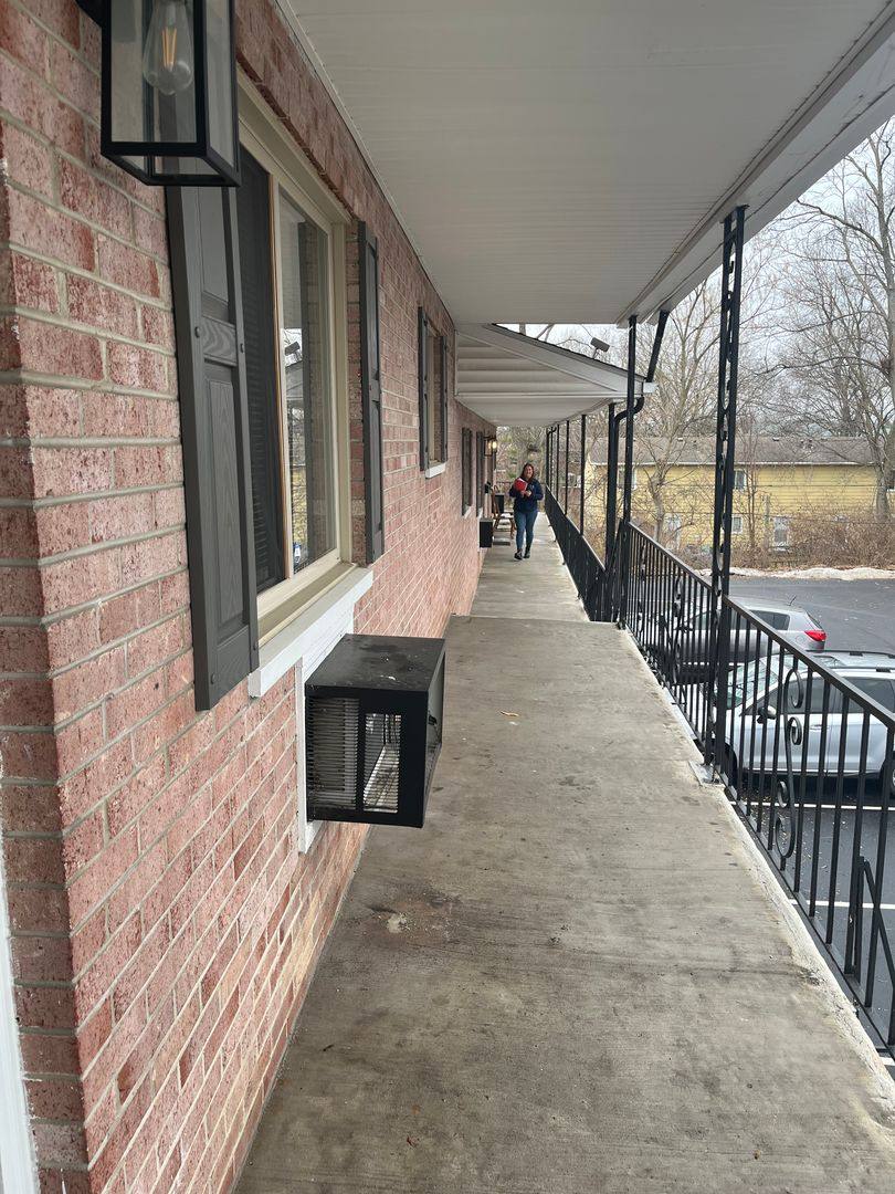 Townhouse for rent at 15 N W St, Lebanon, OH 45036