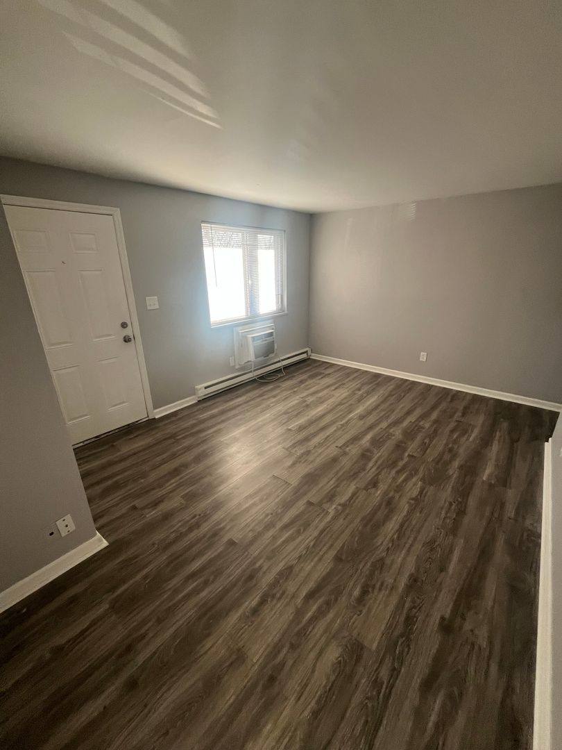 Townhouse for rent at 15 N W St, Lebanon, OH 45036