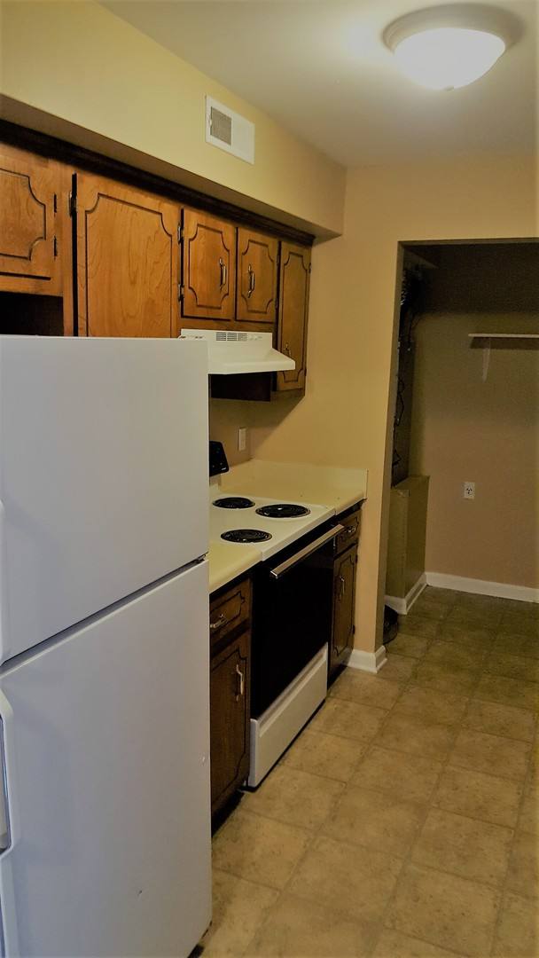 Apartment for rent at 3885 NE Dr, Clarksville, TN 37040