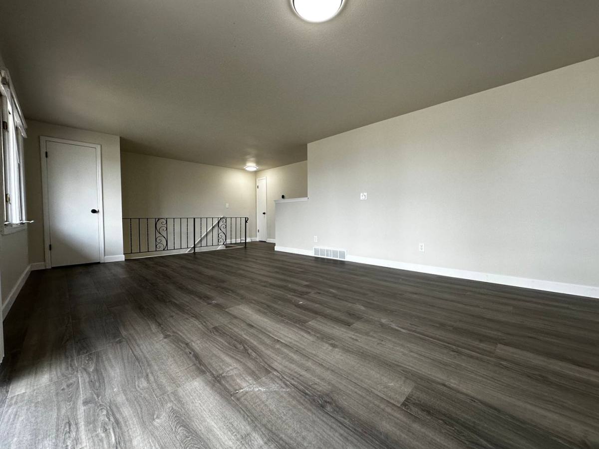 Townhouse for rent at 2746 Nicolet Dr, Green Bay, WI 54311