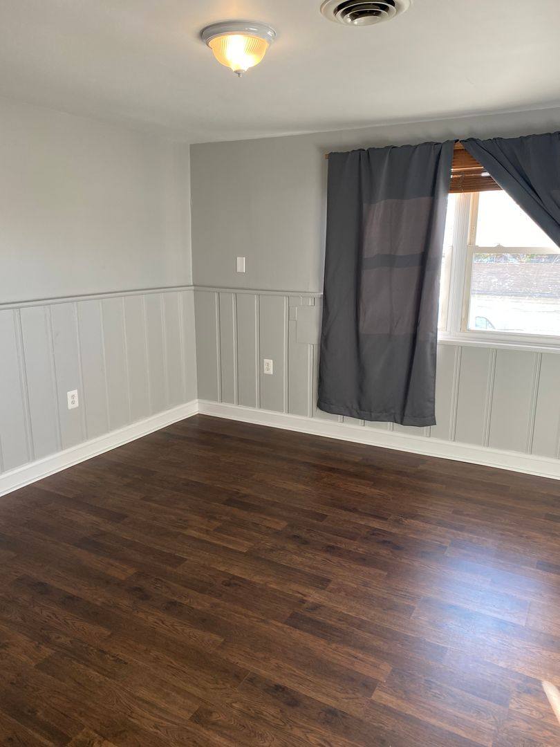 Apartment for rent at 22 Bloomsbury Ave #C, Catonsville, MD 21228