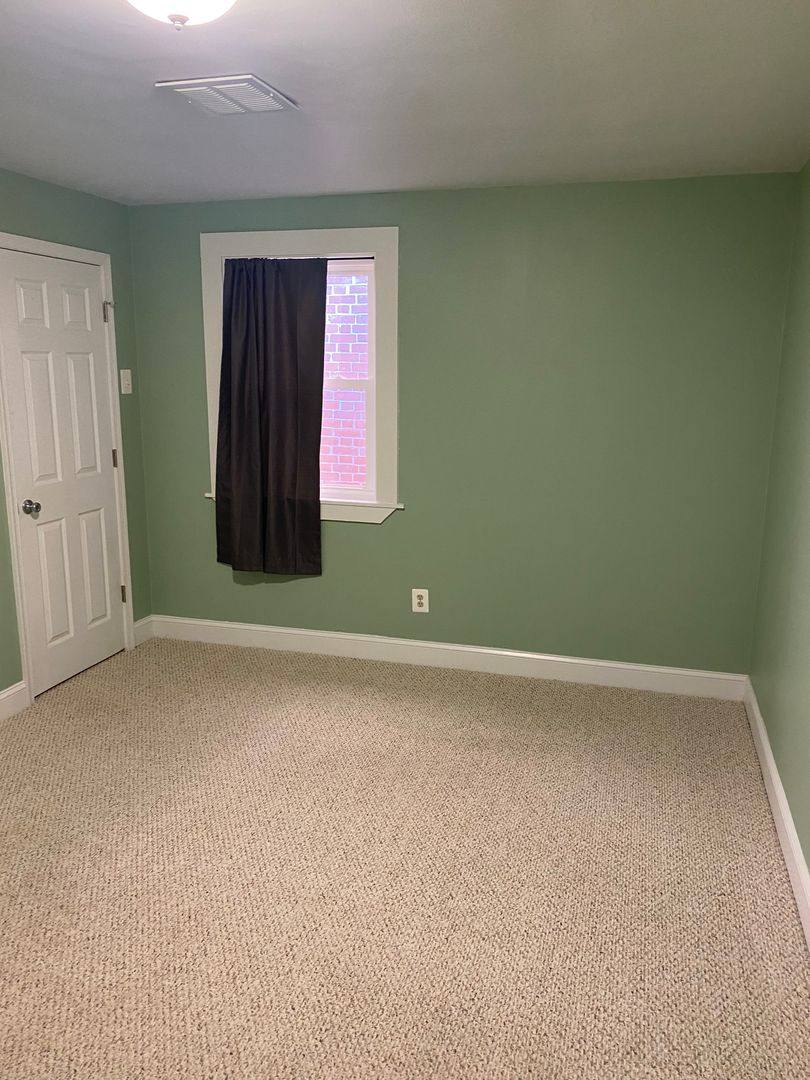 Apartment for rent at 22 Bloomsbury Ave #C, Catonsville, MD 21228