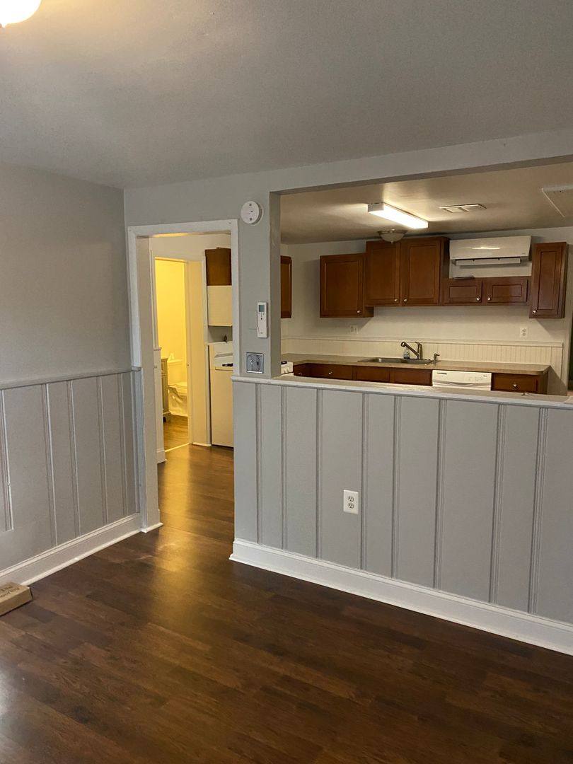 Apartment for rent at 22 Bloomsbury Ave #C, Catonsville, MD 21228