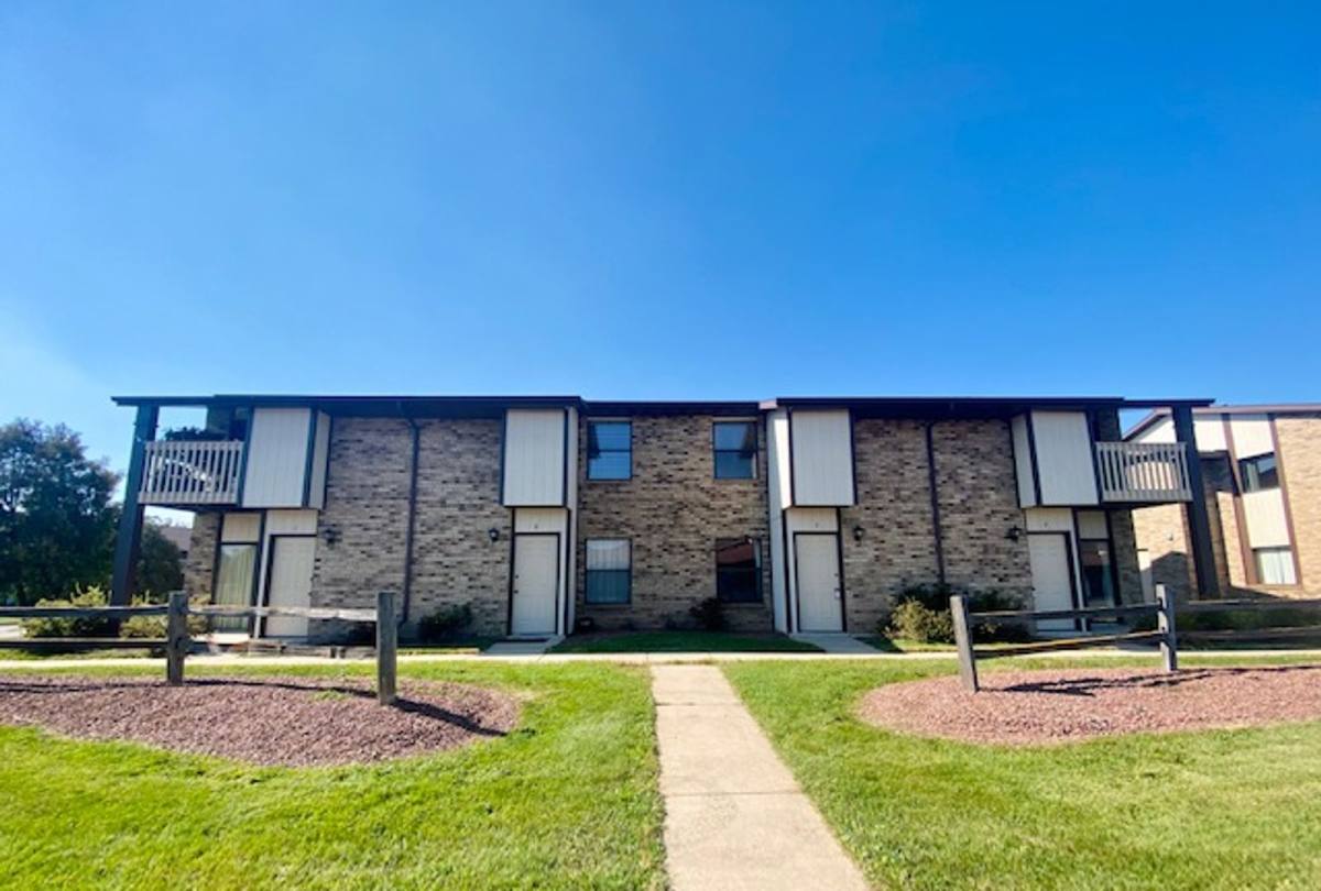 Apartment for rent at 1791 Eldorado Dr, Green Bay, WI 54302