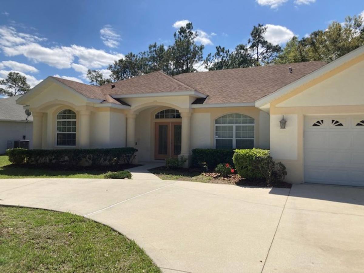House for rent at 87 Patric Dr, Palm Coast, FL 32164