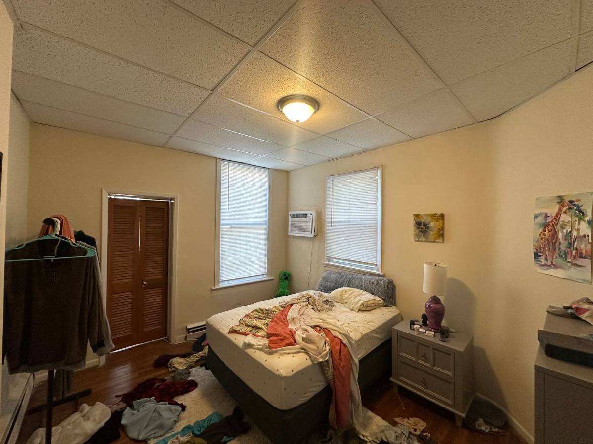 Apartment for rent at 2810-2812 Jefferson Ave, Cincinnati, OH 45219