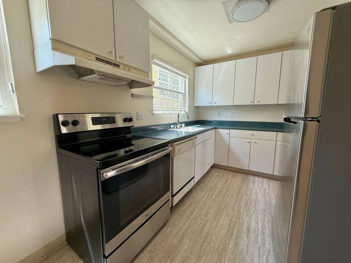 House for rent at 2606 Coolidge Ave #B, Oakland, CA 94601