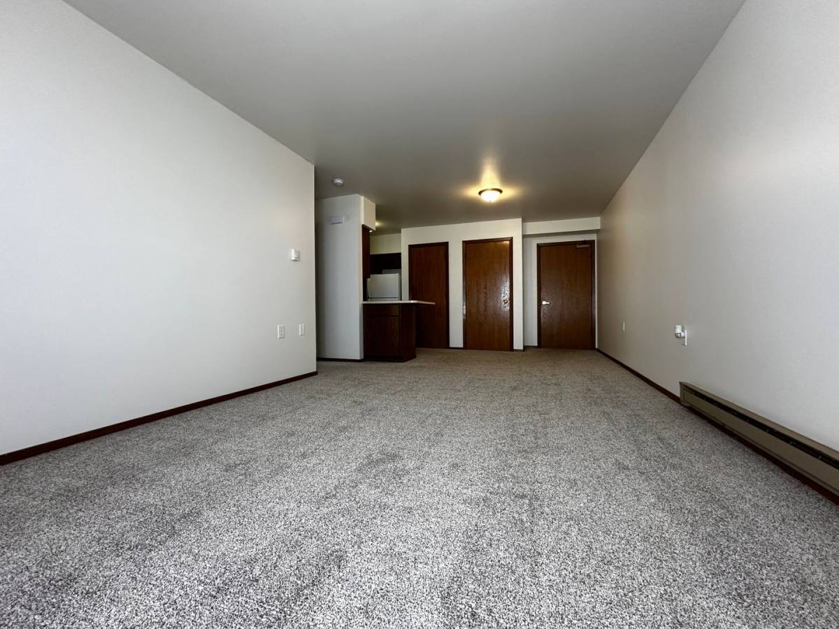 135 S 3rd St, Hilbert, WI 54129 - Apartment for Rent - Image 6