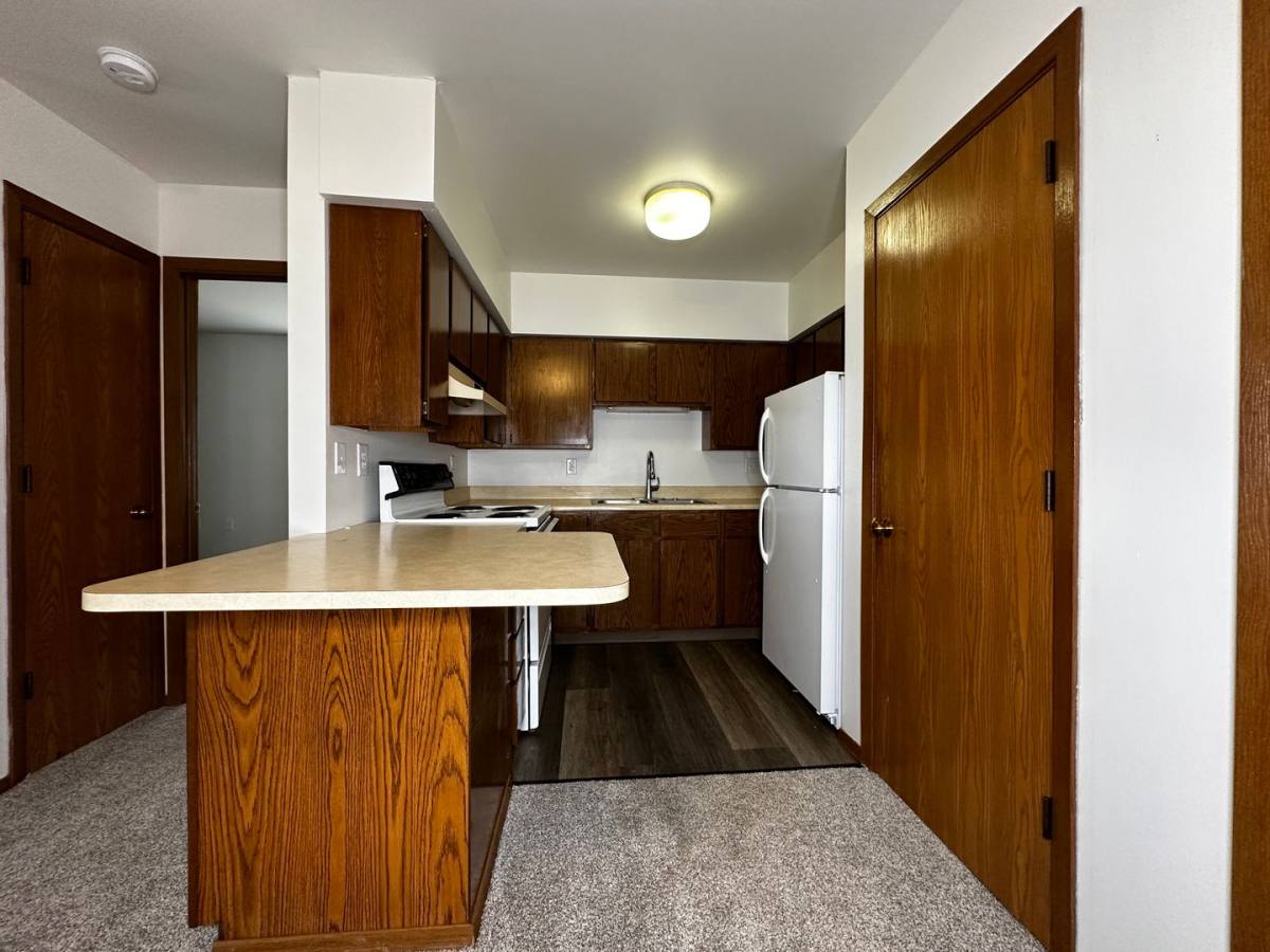 135 S 3rd St, Hilbert, WI 54129 - Apartment for Rent - Image 3