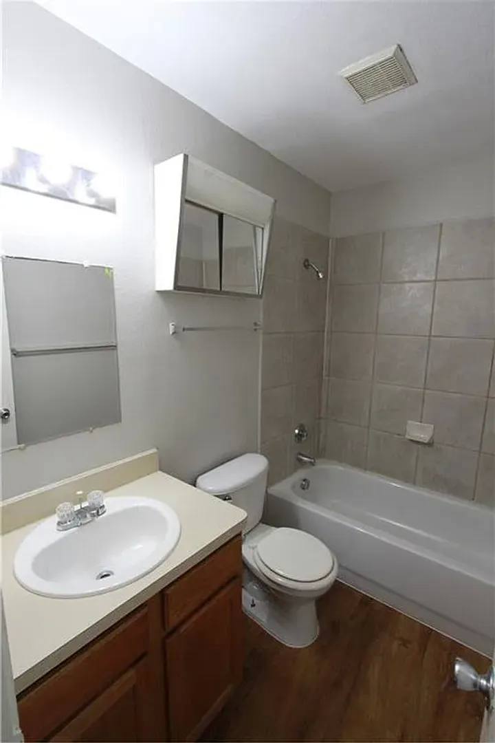 Apartment for rent at 7206 Twin Crest Dr, Austin, TX 78752