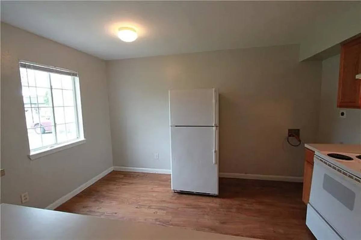 Apartment for rent at 7206 Twin Crest Dr, Austin, TX 78752