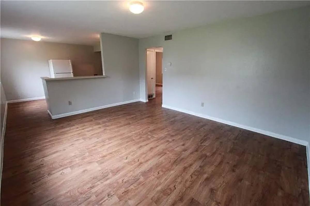 Apartment for rent at 7206 Twin Crest Dr, Austin, TX 78752