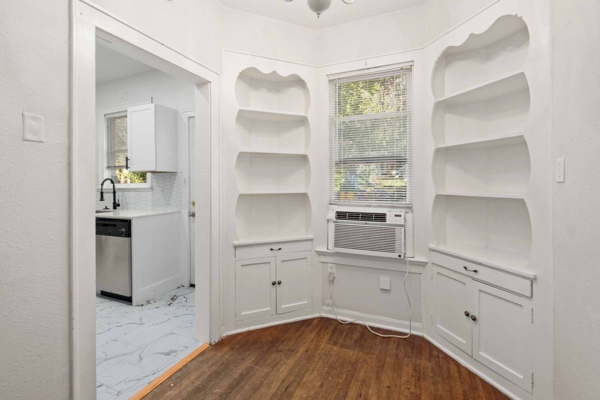 Townhouse for rent at 202 E 31st St #A, Austin, TX 78705