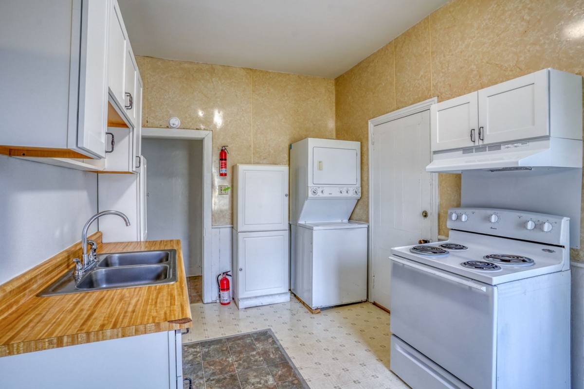 Apartment for rent at 132 W Mount Vernon St, Smyrna, DE 19977