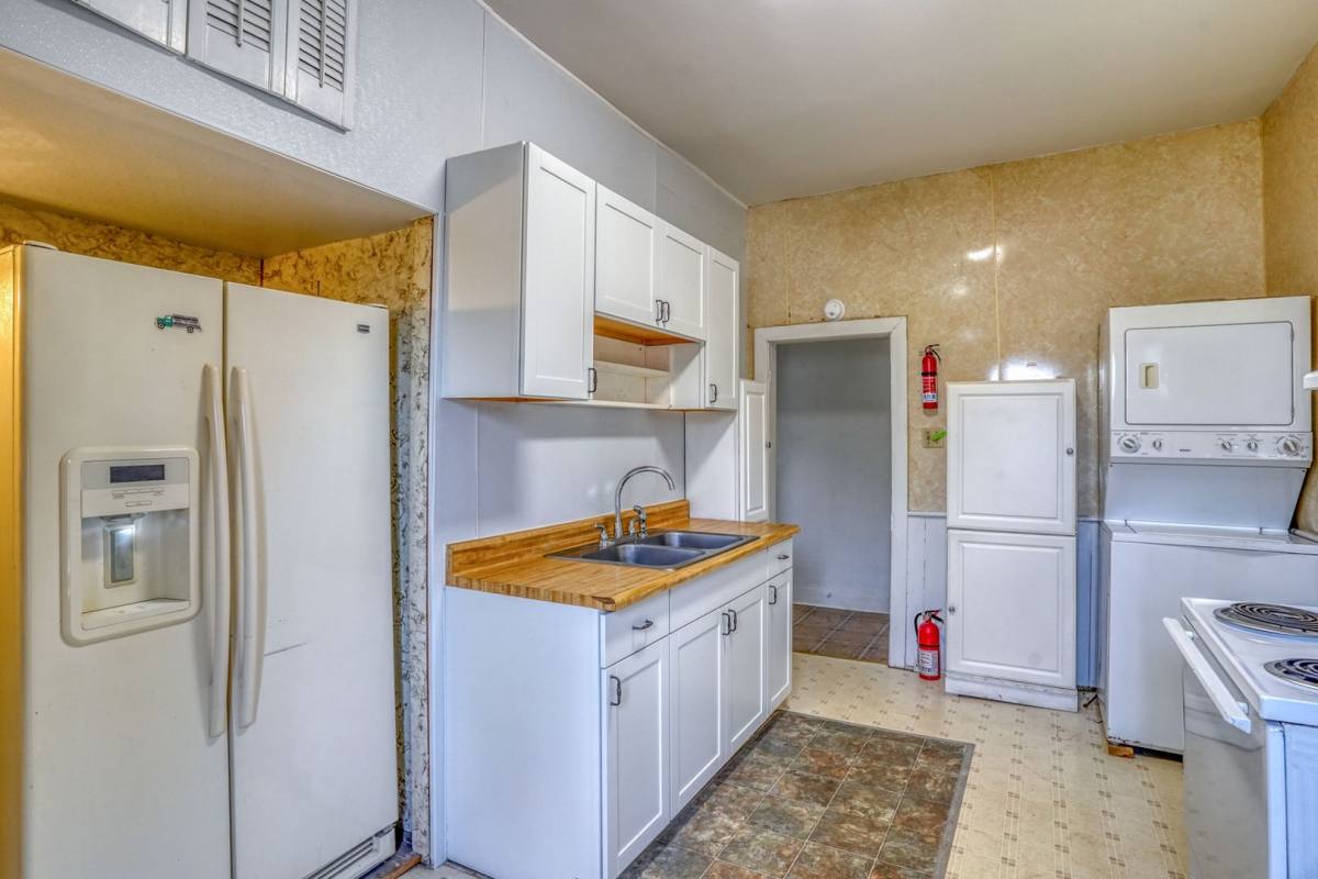 Apartment for rent at 132 W Mount Vernon St, Smyrna, DE 19977