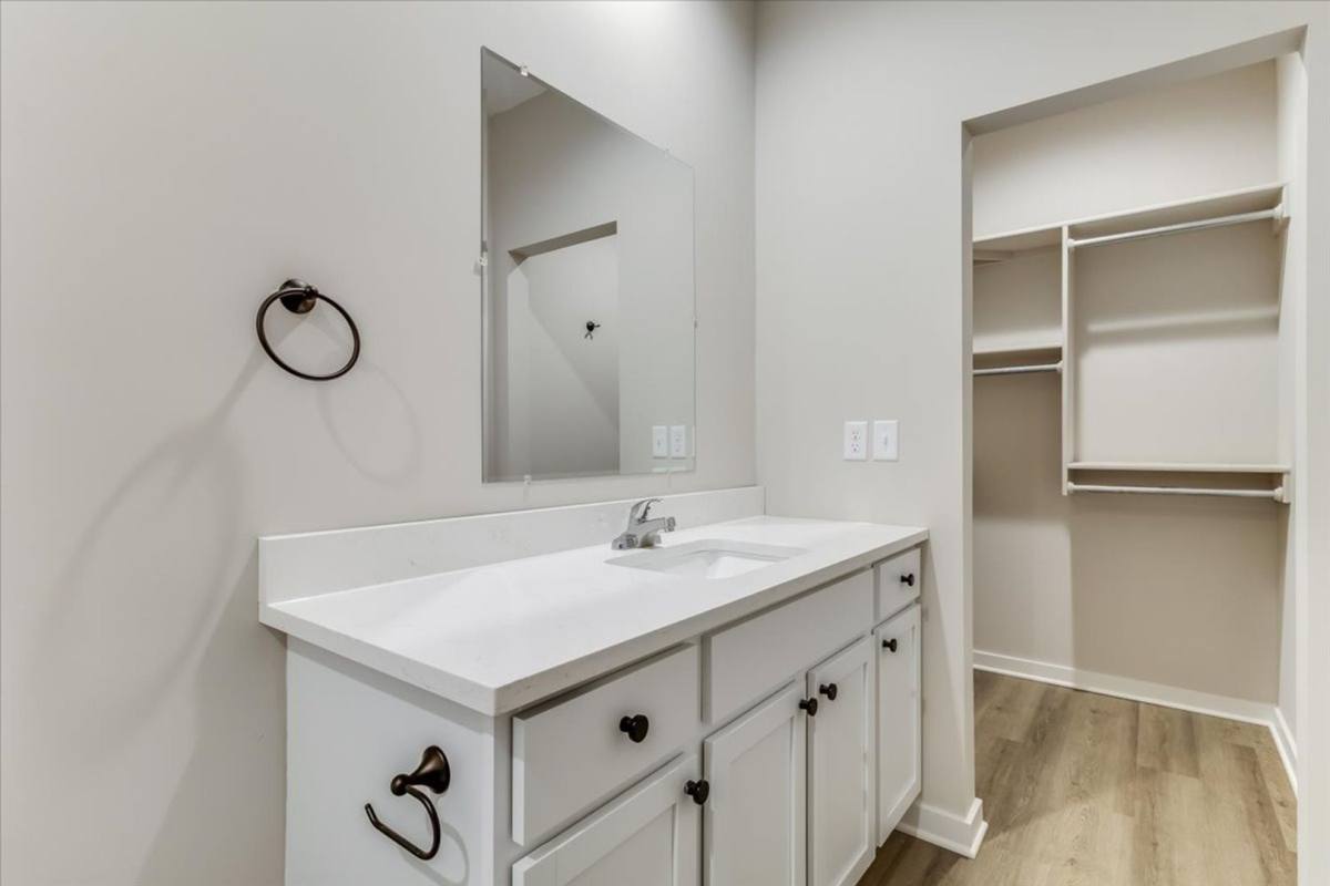 Apartment for rent at 2433 W Macarthur Court, Wichita, KS 67217