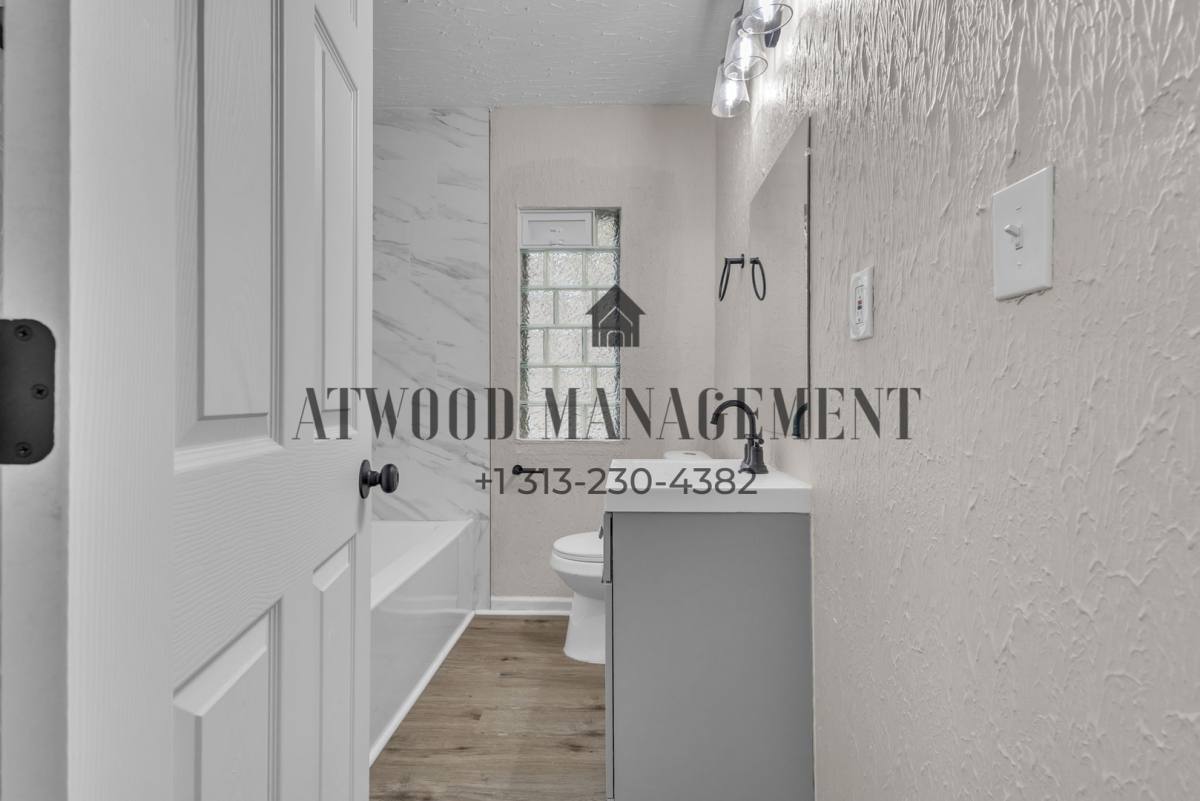 House for rent at 4151 Nottingham Rd, Detroit, MI 48224