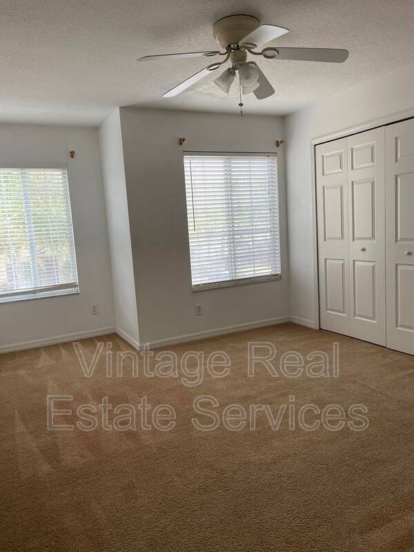 Townhouse for rent at 10806 Brickside Court, Riverview, FL 33579