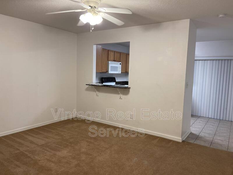Townhouse for rent at 10806 Brickside Court, Riverview, FL 33579