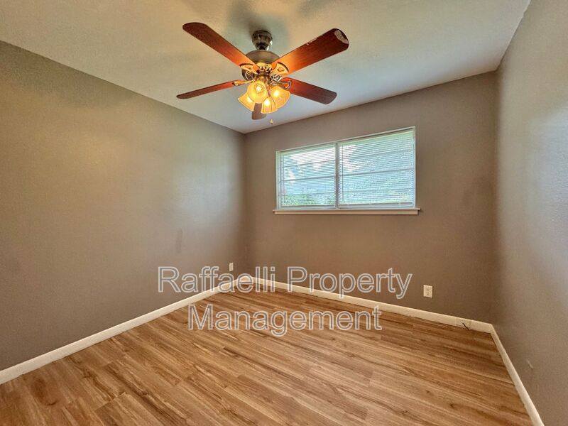 House for rent at 3 Sidney, Texarkana, TX 75503