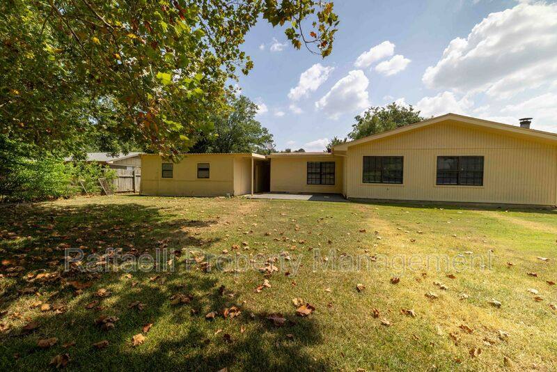 House for rent at 3 Sidney, Texarkana, TX 75503