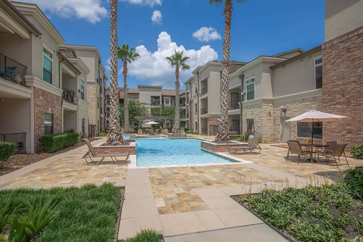 Apartment for rent at 1018 Wellman Rd, Conroe, TX 77384