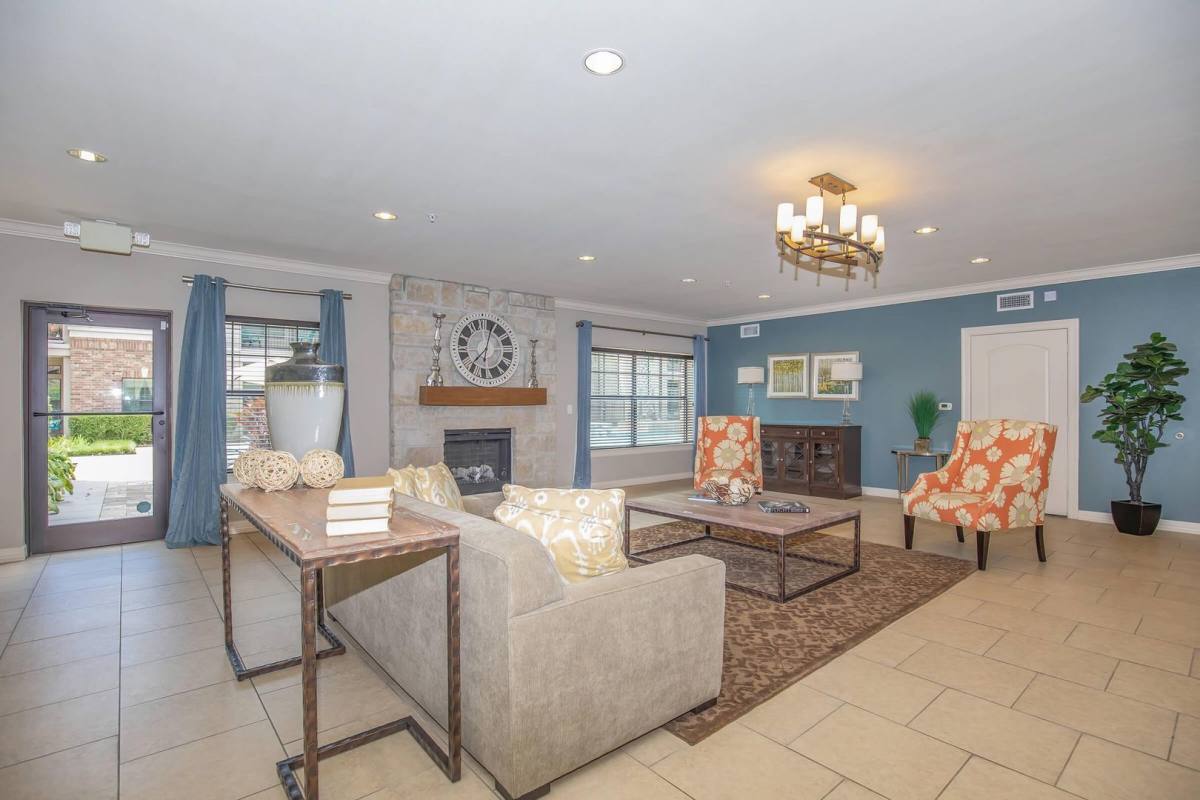 Apartment for rent at 1018 Wellman Rd, Conroe, TX 77384