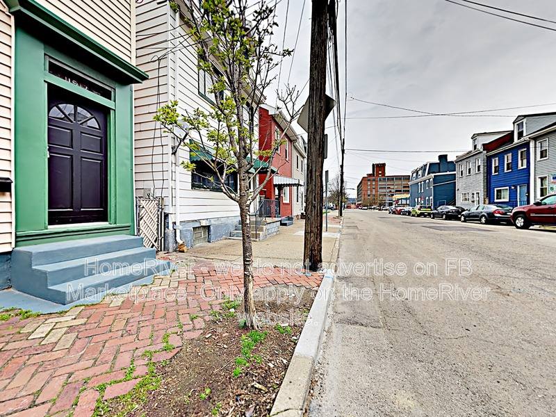 Townhouse for rent at 1917 Wharton St, Pittsburgh, PA 15203