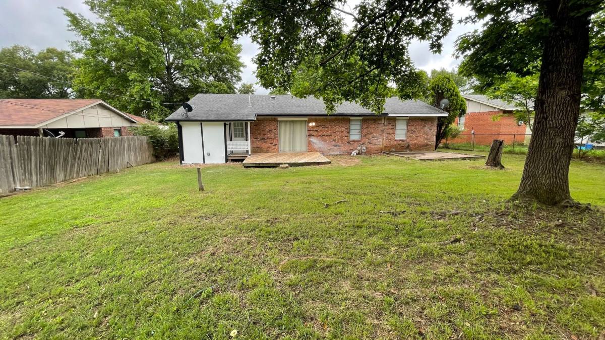 House for rent at 311 Dogwood Dr, Tahlequah, OK 74464