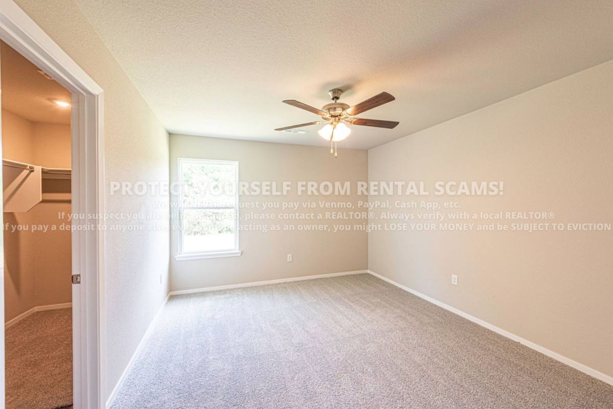House for rent at 1151 E Sparrow Circle, Fayetteville, AR 72701